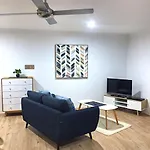 Large Studio Unit Close To Theme Parks