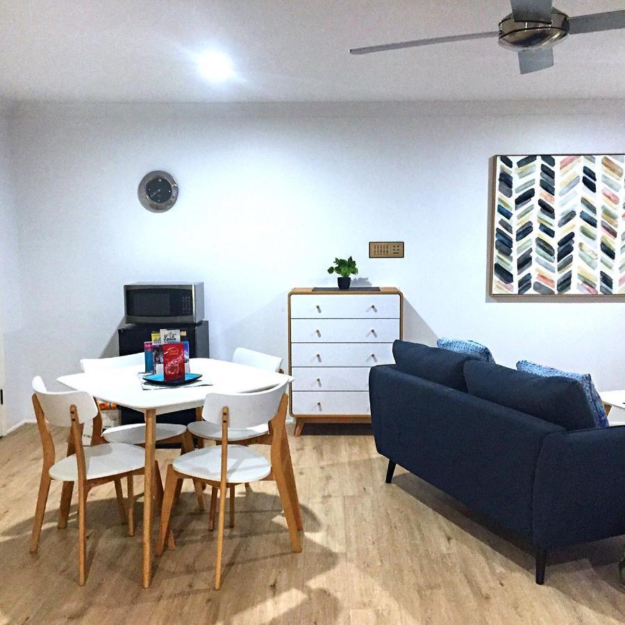 Large Studio Unit Close To Theme Parks *