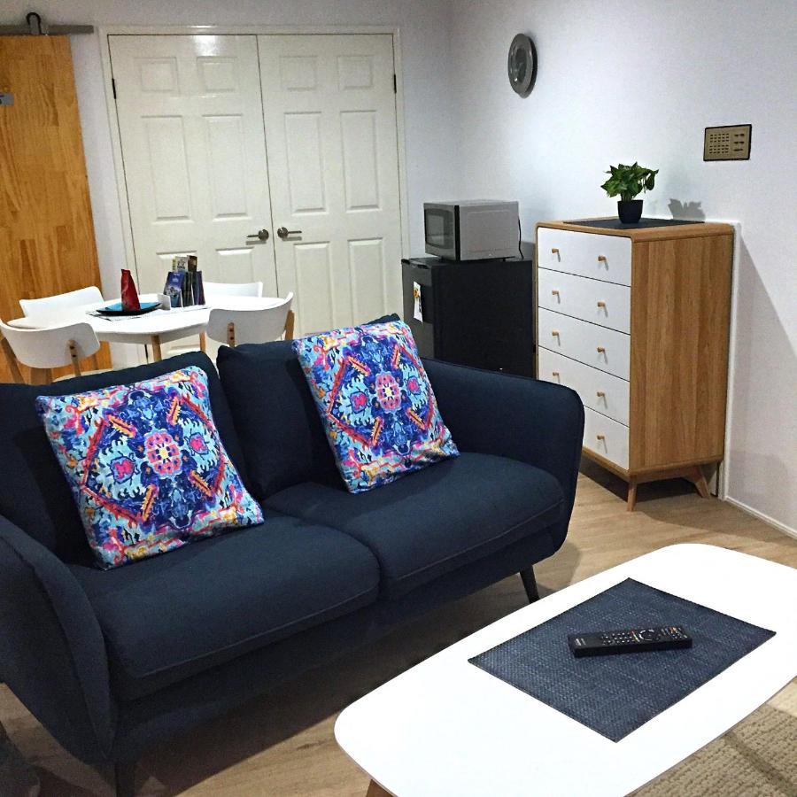 Large Studio Unit Close To Theme Parks *