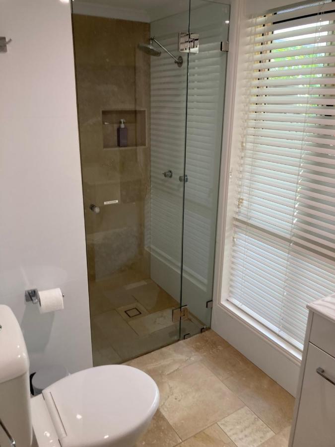 Apartment Large Studio Unit Close To Theme Parks Gold Coast